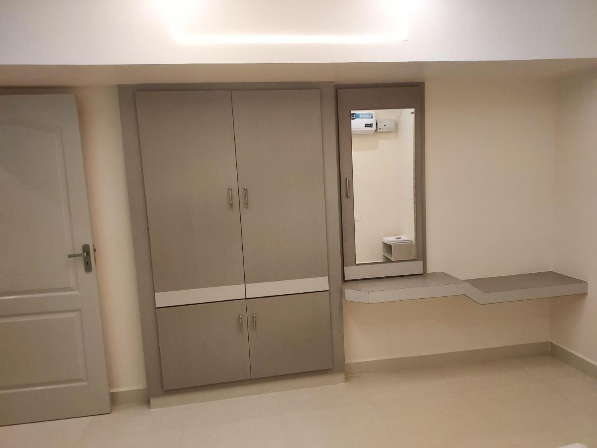 Srirangam Service Apartment Tiruchirappalli Extérieur photo