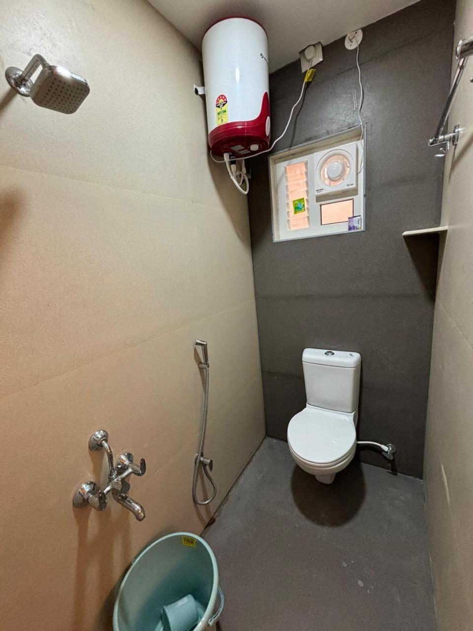 Srirangam Service Apartment Tiruchirappalli Extérieur photo
